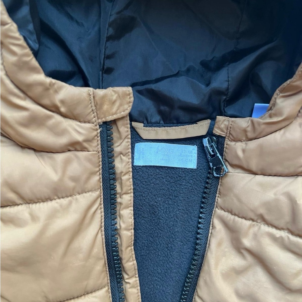 MANGO boy PUFFER JACKET 12-18months. Pristine condition. - Picture 5 of 9